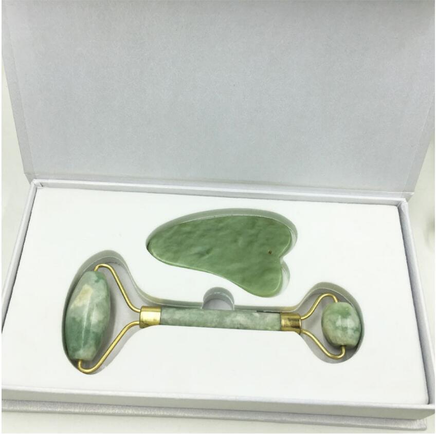 Jade Roll Massager Relieves Facial Tension Jade Roll Massager Relieves Facial Tension